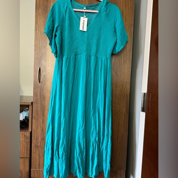 PYGFEMR Women Summer Empire Waist Dress Smocked Flutter Short Sleeve VNeck Midi - Picture 2 of 5